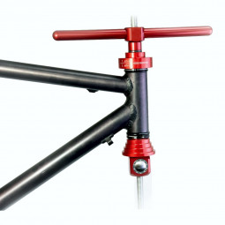 WHEELS MFG Presse pour...