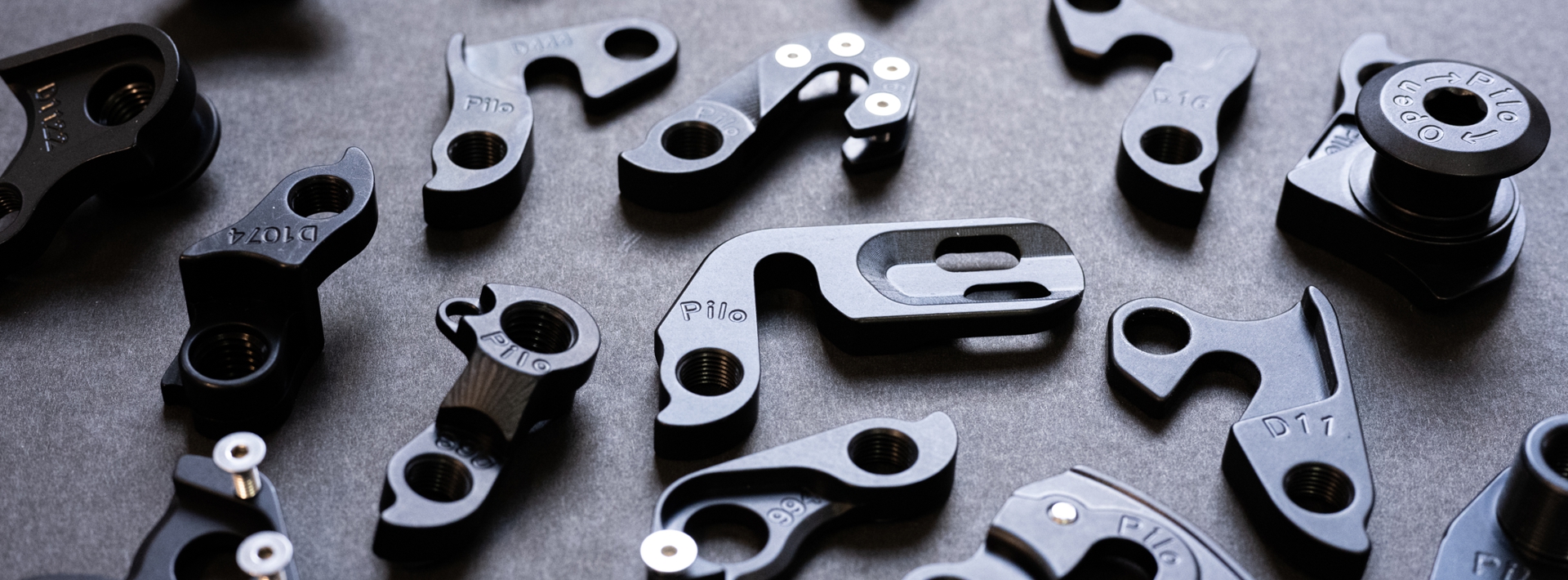 More than 1500 Derailleur Hangers models